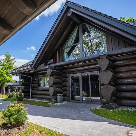 Timberjacks Hotell *