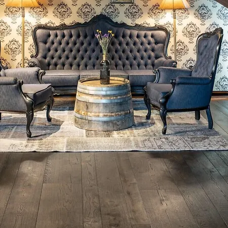 Timberjacks Hotell Kassel